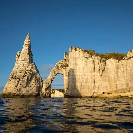 Appartement Maison De Charme à à Pied 4 Pers Étretat