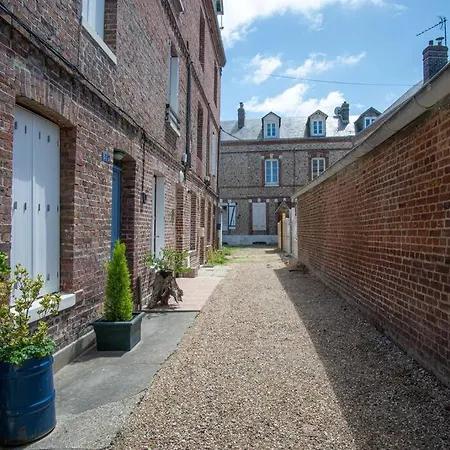 Appartement Maison De Charme à à Pied 4 Pers Étretat