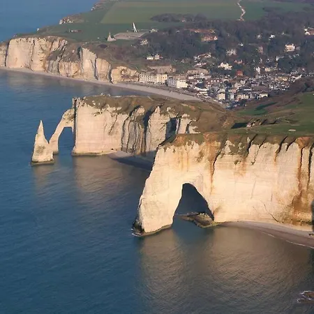 La Maison De Clara -etretat Centre - 6 Pers